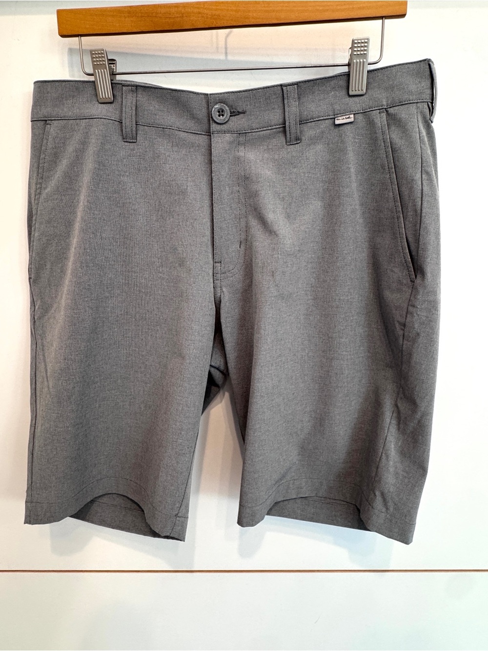 Travis Mathew Grey Wanderlust Chino Short with 10 Inch Inseam Size 33